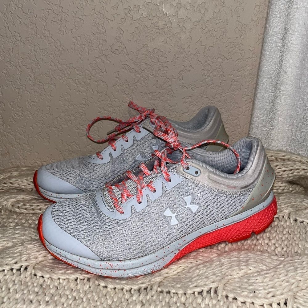 Under Armour Women's UA Charged Escape 3 Reflect Running athletic shoes 8.5